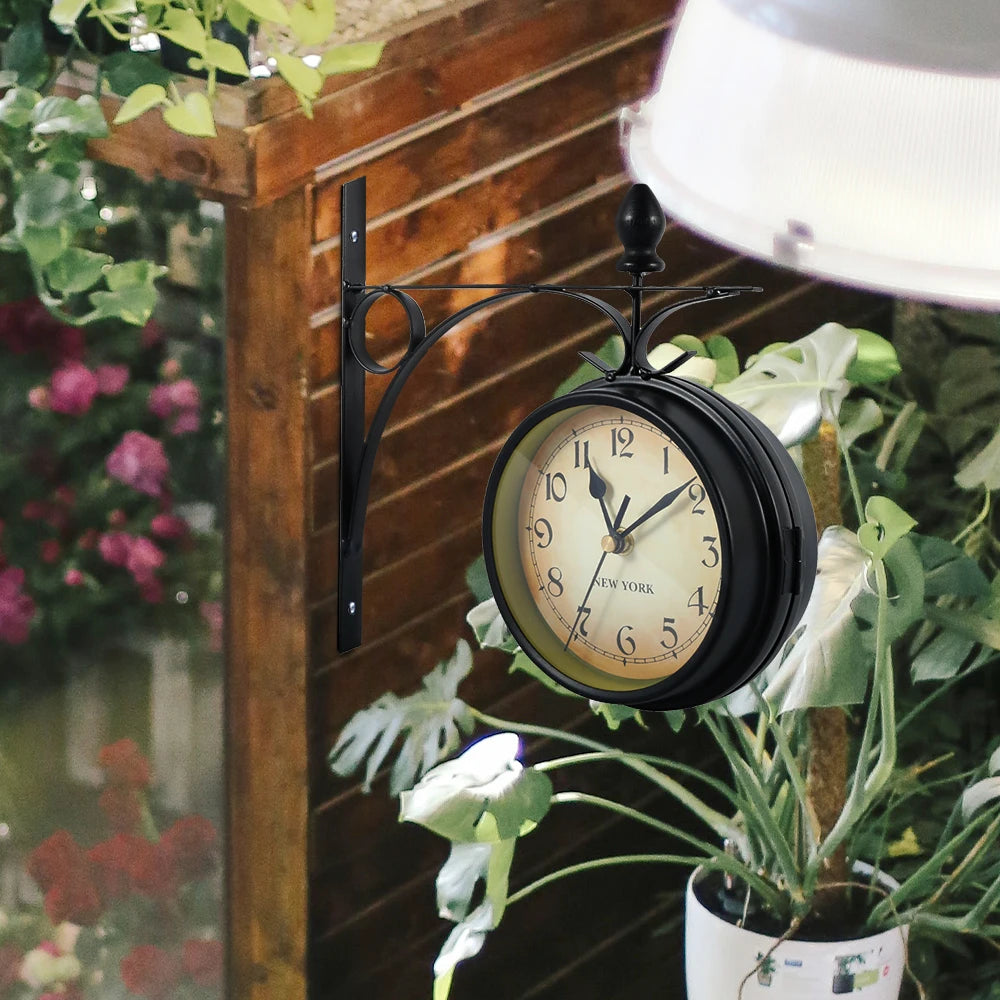 Horloge murale industrielle
