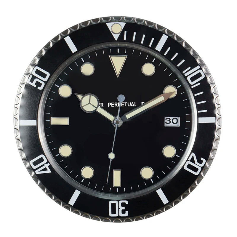 Horloge murale montre