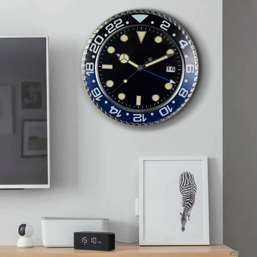 Horloge murale montre